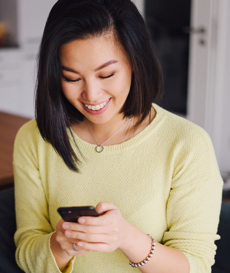 What are ceramic braces?